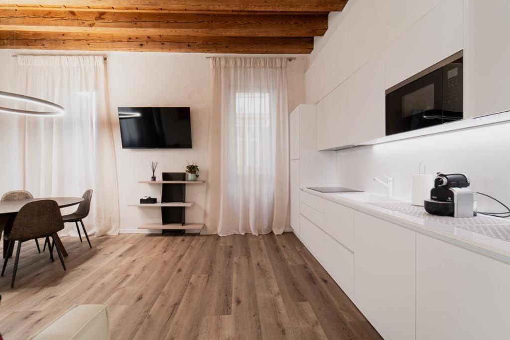 Flores Home Verona Exteriör bild